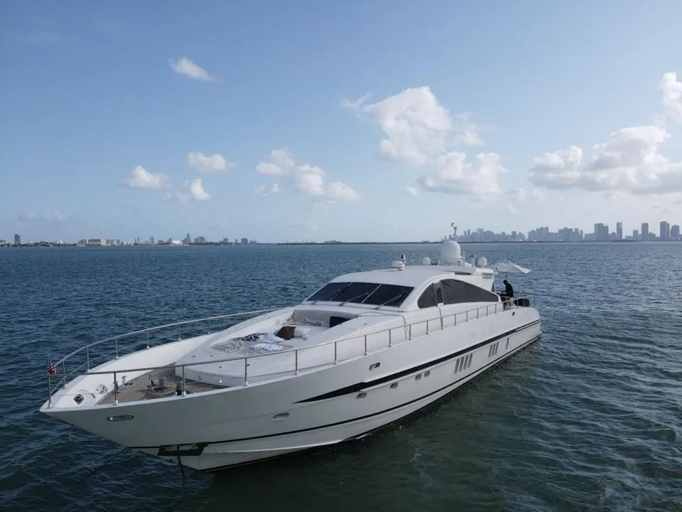 94' Churri - Private Yacht Charter Miami