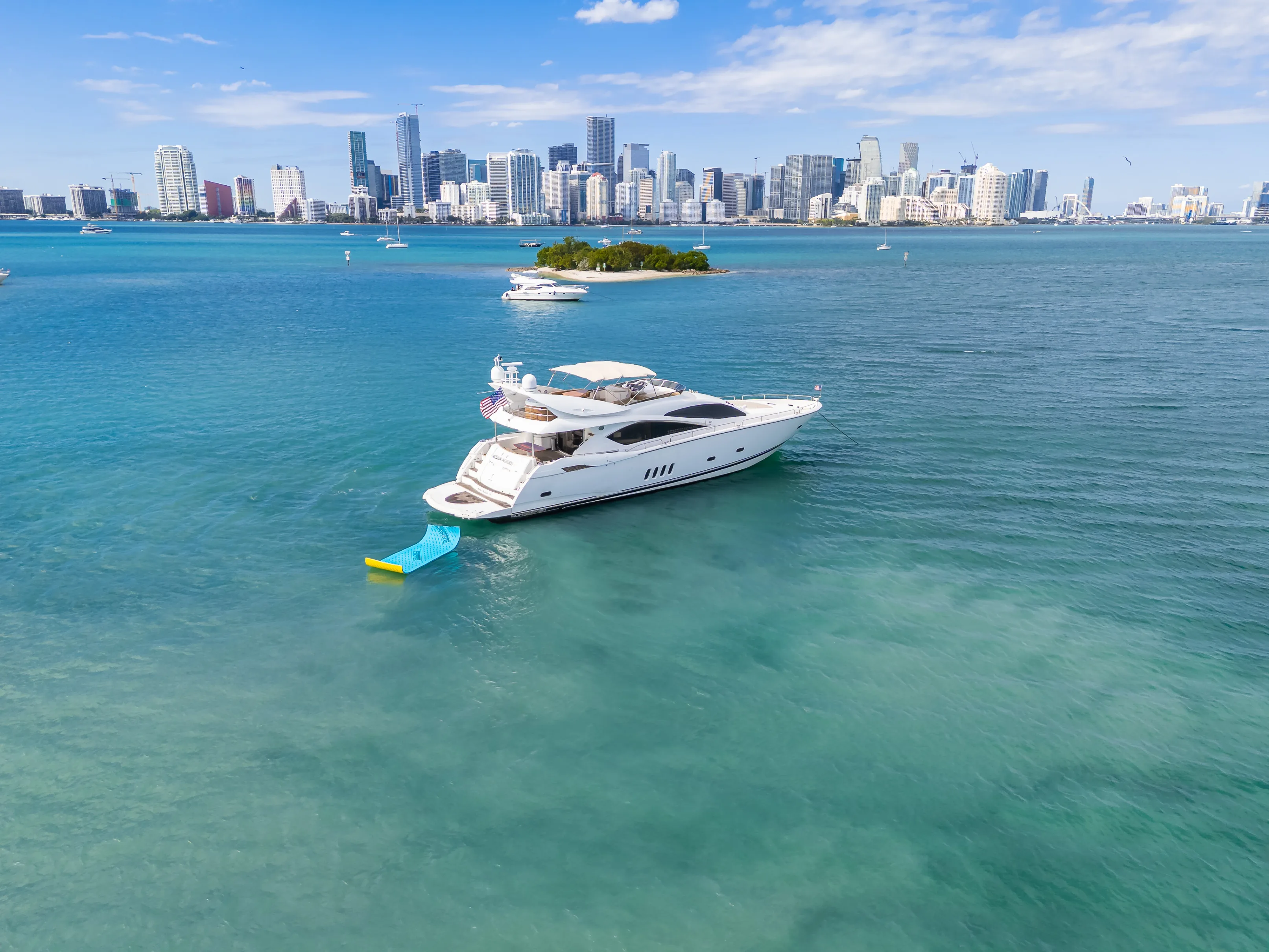 Acqua Alberti - Private Yacht Charter Miami
